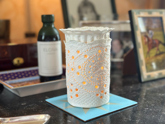 Handmade Porcelain Oil Burner/Decorative Candle Holder