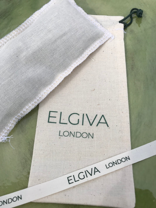 Elgiva London branded lavender sachet for use in drawers or as hanging sachet