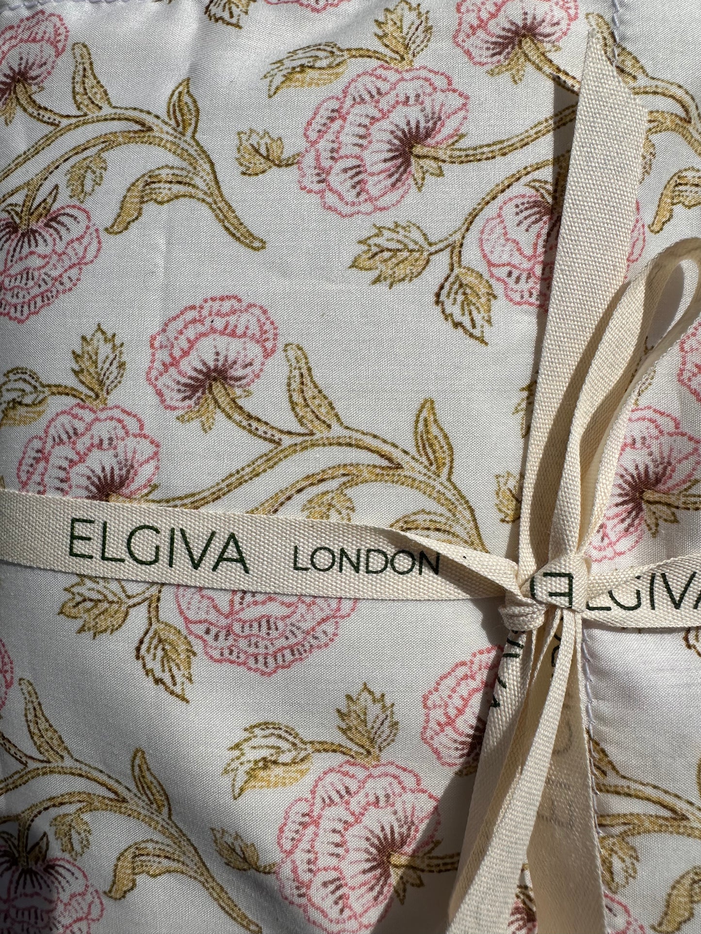 Elgiva London liberty print lavender sachet in box with branded ribbon around it