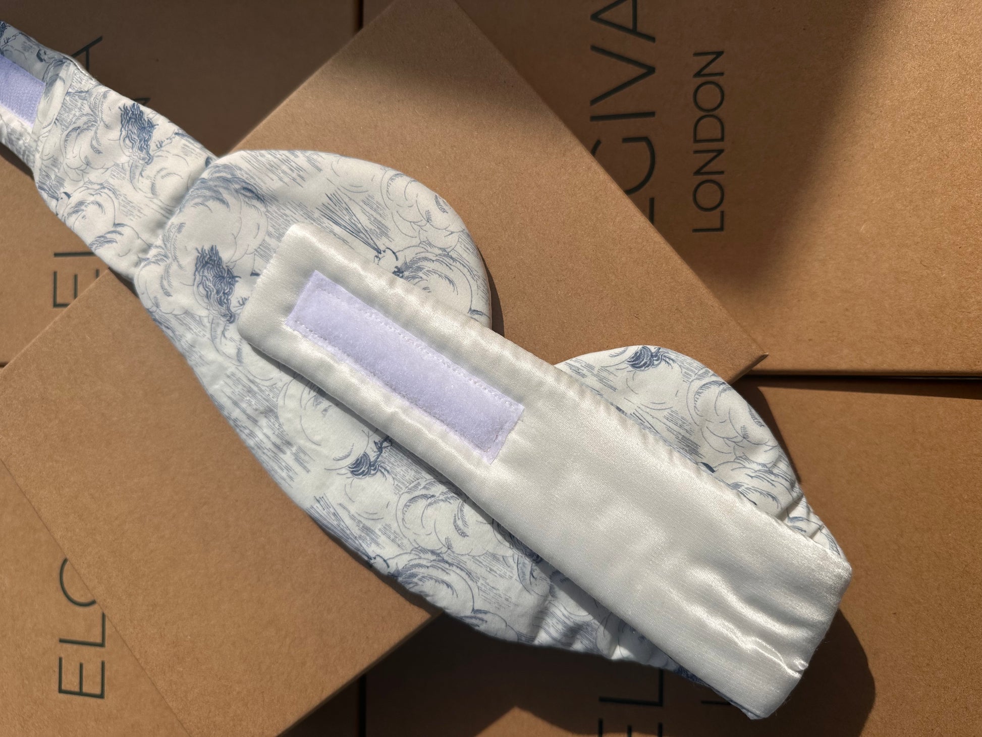 Elgiva adjustable sleep mask with Silk satin inner, four layers of thick pure cotton bamboo padding, pure cotton outer
Breathable, outer in LIberty print Zephyr
